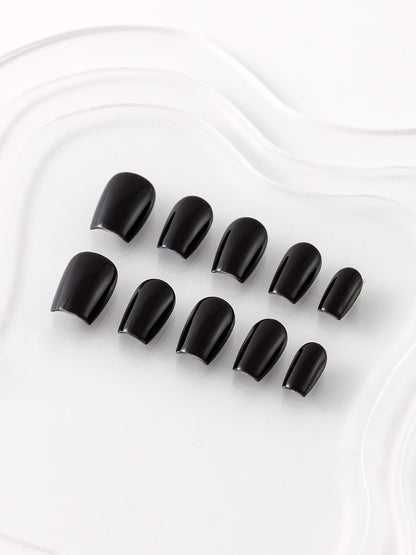 Noir Essentiel